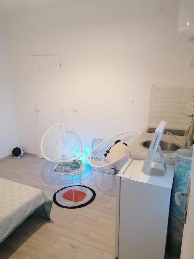 Ferienwohnung Superbe Logement Drancy Exterior foto